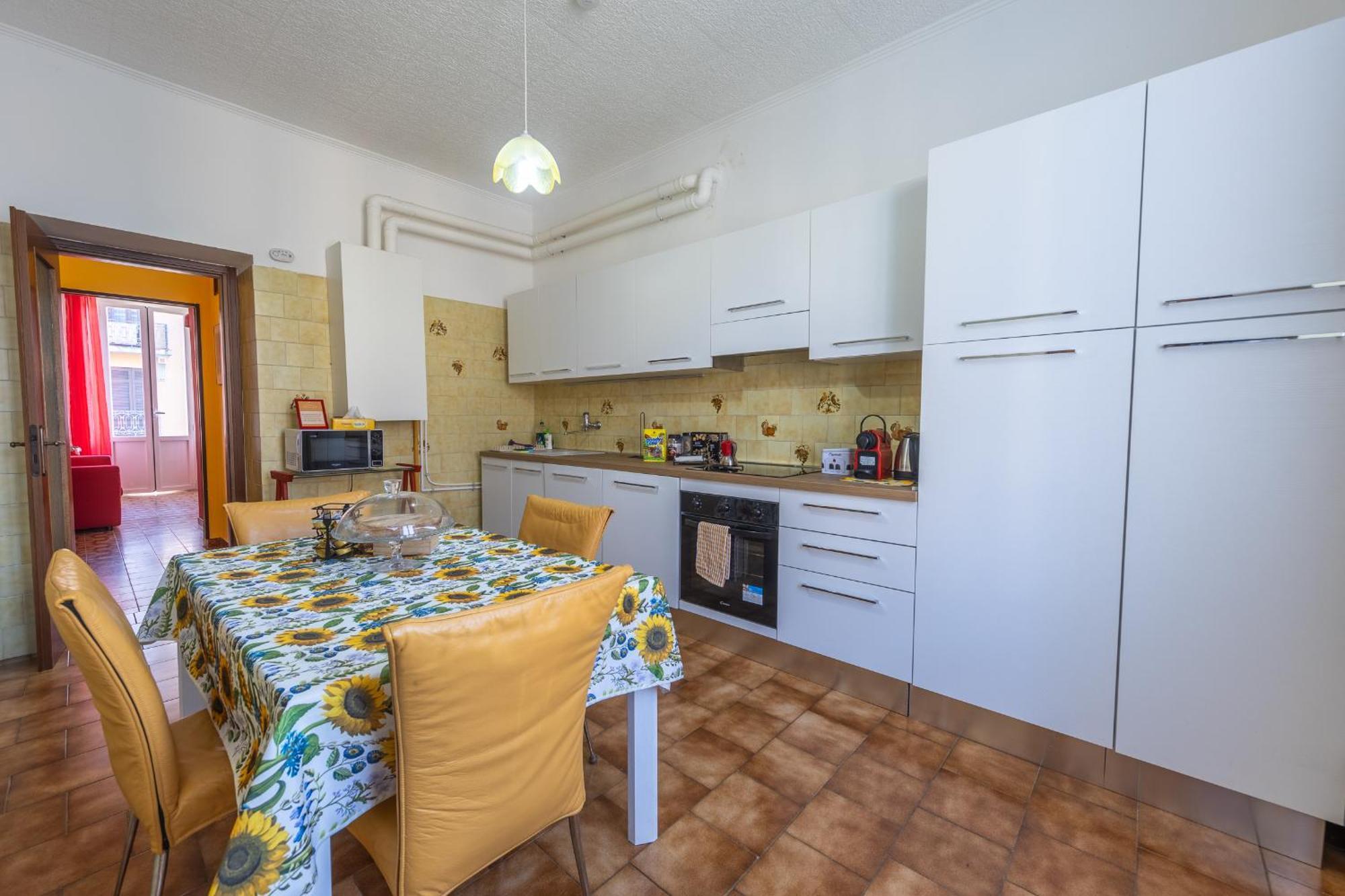 Casa Vacanza Dimora Vincenza Luino Exterior foto