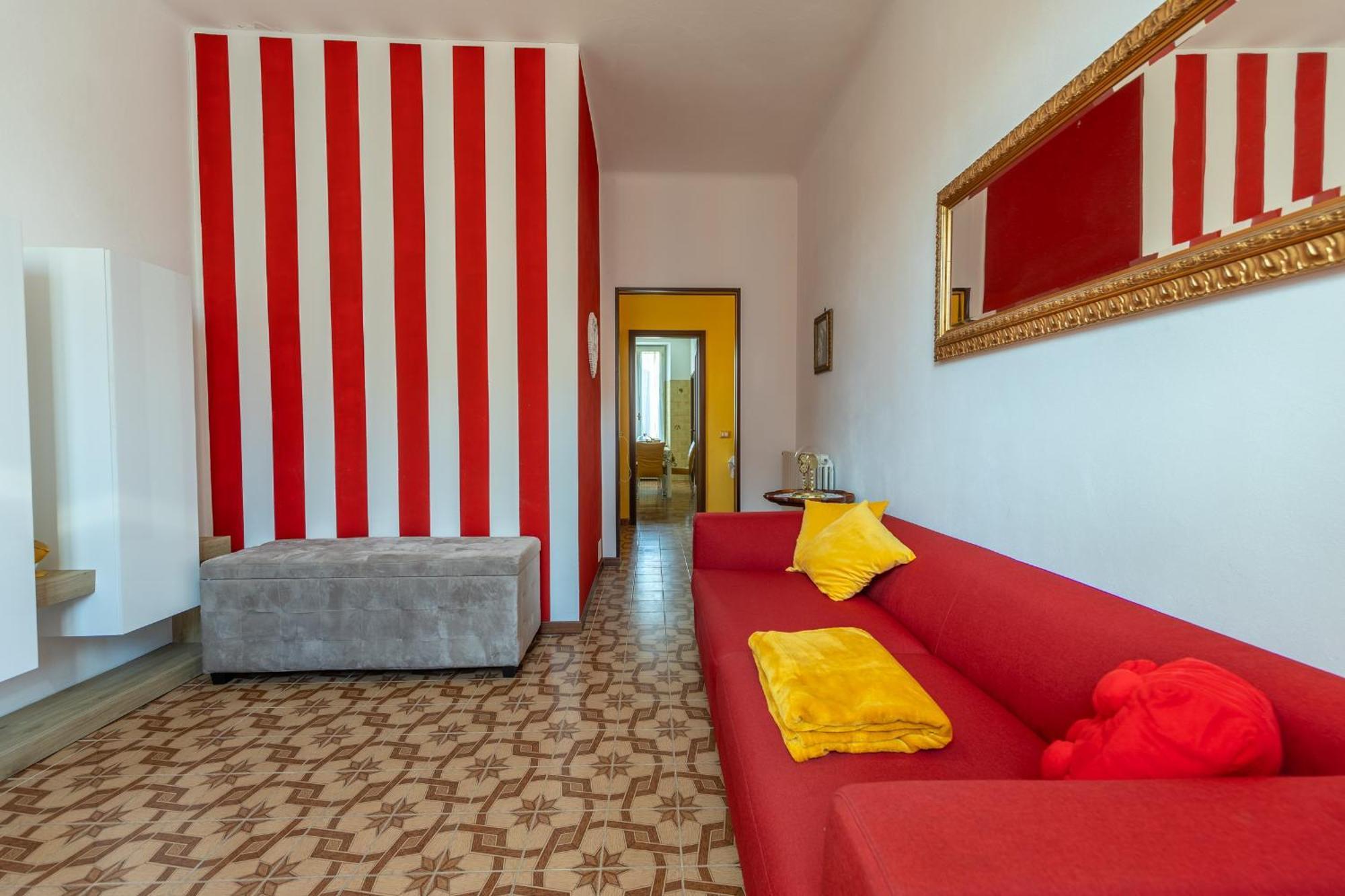 Casa Vacanza Dimora Vincenza Luino Exterior foto